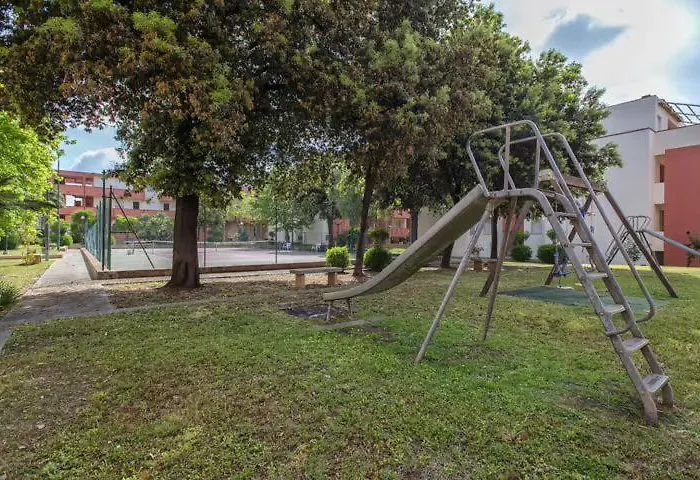 Apartment Viale Sardegna - *